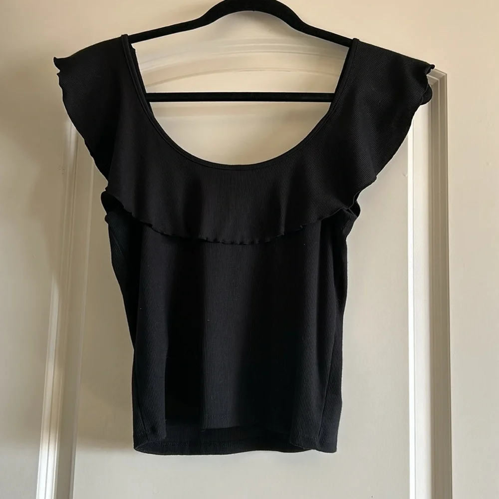 Top - Picture 3 of 3